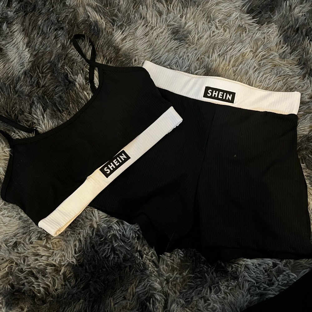 Bra and boxers - women